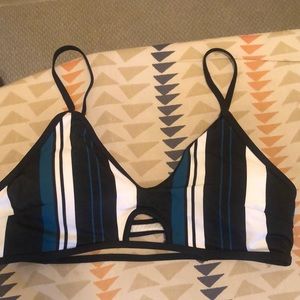 Cupshe Black and Teal Striped Bikini Top